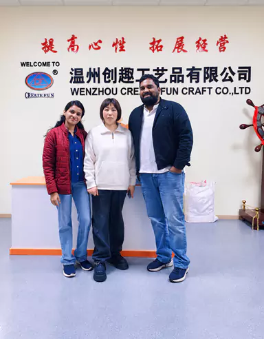 A vásárlók megtekintették a Wenzhou Create Fun Craft Co., Ltd. gyártelepét